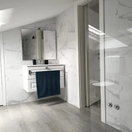 Ranieri Apartment